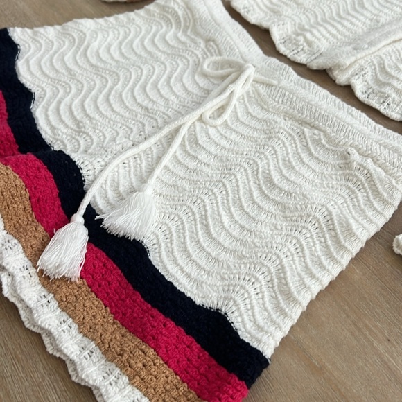 House of Harlow 1960 Crochet Sweater and Shorts Set Medium Large - Picture 9 of 13